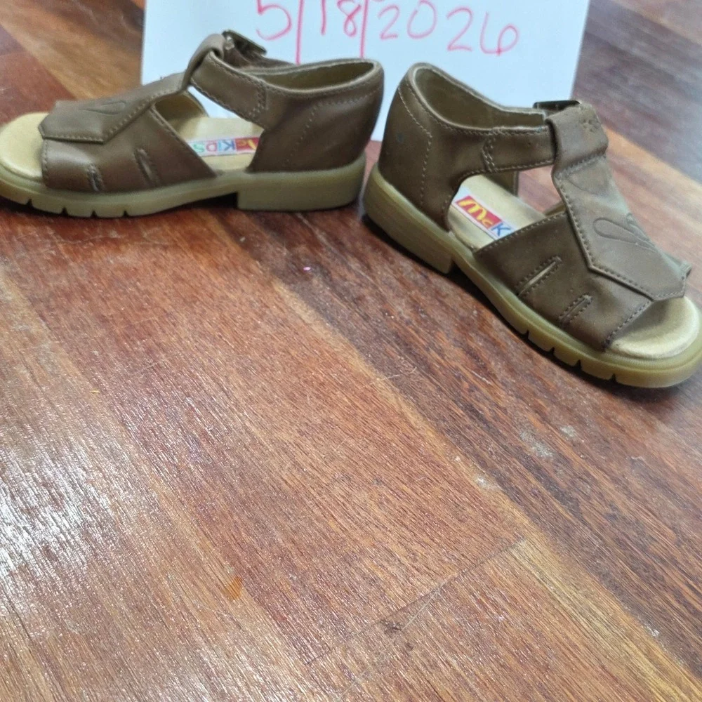 McKids Home Run Brown Baseball T-Strap Sandals Boy's Kid's Size 8.5 Vintage Y2K